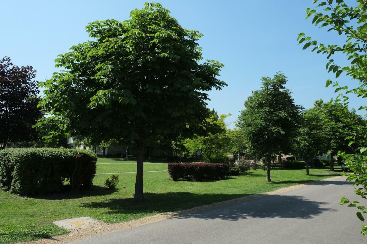 שיופוק Arany Sziget Apartman מראה חיצוני תמונה