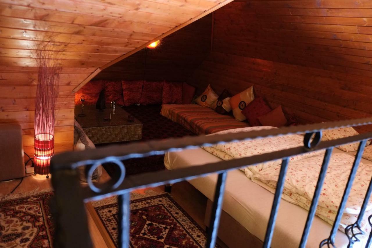 שיופוק Arany Sziget Apartman מראה חיצוני תמונה