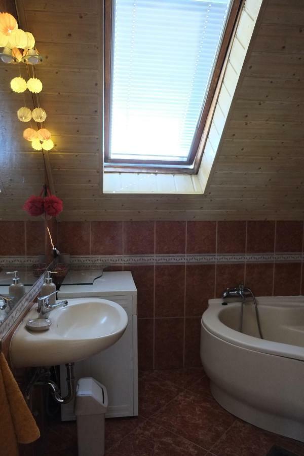 שיופוק Arany Sziget Apartman מראה חיצוני תמונה